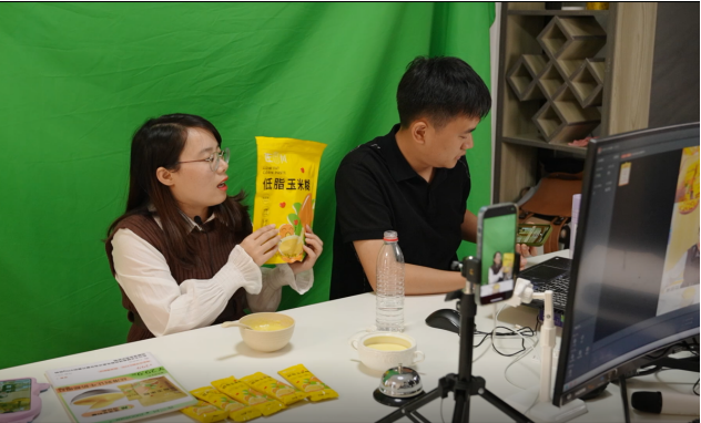 年銷,萬袋,加持,260,速溶,評如潮 南農大教授苦心研究不起坨的玉米糊 拼多多助力科技美味從實驗室走向大市場