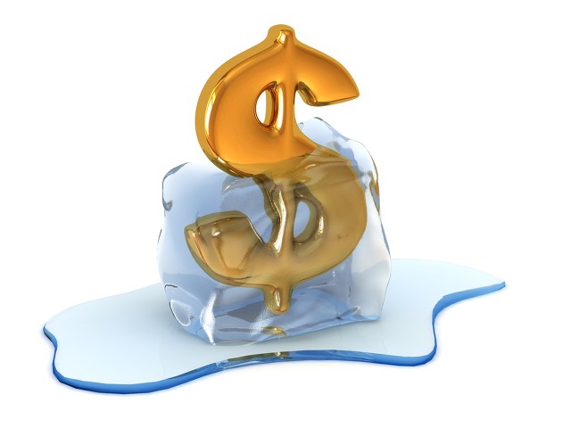 全遭,400,牛股,凍結,暴漲,控股 今年暴漲400%大牛股 控股股東股份全遭凍結！