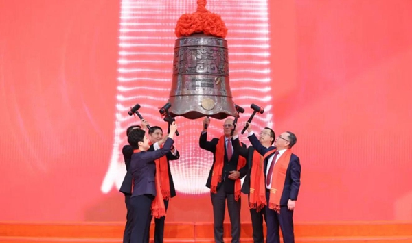 罐式,50,市占率,環(huán)科,中集,集裝箱 電鰻財(cái)經(jīng)｜中集環(huán)科創(chuàng)業(yè)板上市：罐式集裝箱行業(yè)全球市場(chǎng)份額超50% 市占率排名連續(xù)多年第一
