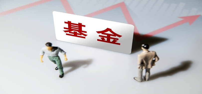 QDII,現(xiàn)高,公募,鵬華,100ET,ETF 鵬華道瓊斯工業(yè)平均ETF、華夏納斯達克100ET等QDII產(chǎn)品又現(xiàn)高溢價！多家公募提示風險