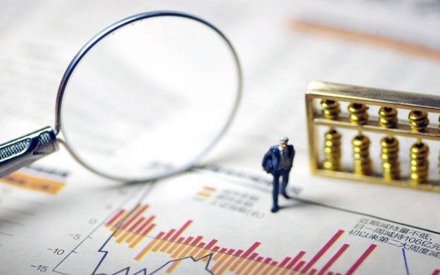 基金熱潮 A股成交連破萬億,基金熱潮有望再來襲